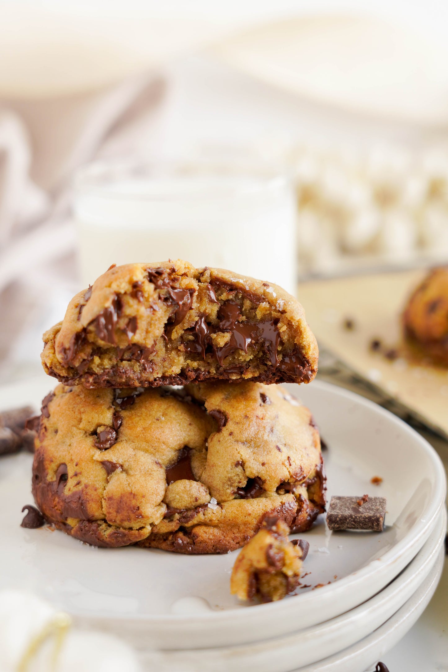 The Best Big and Thick Browned Butter Chocolate Chip Cookies Recipe!