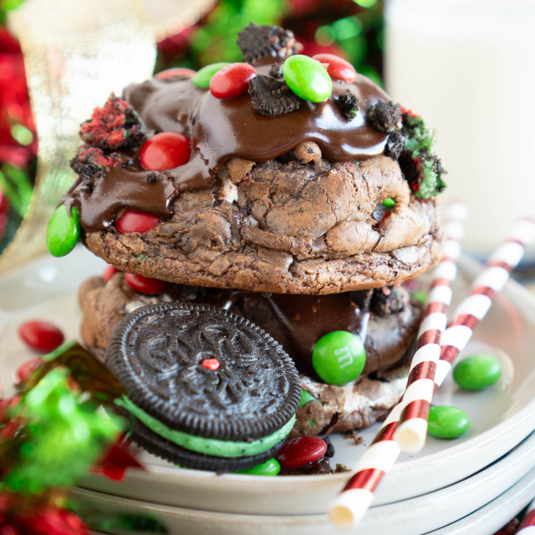 Oreo STUFFED M&M Christmas Cookie Recipe!